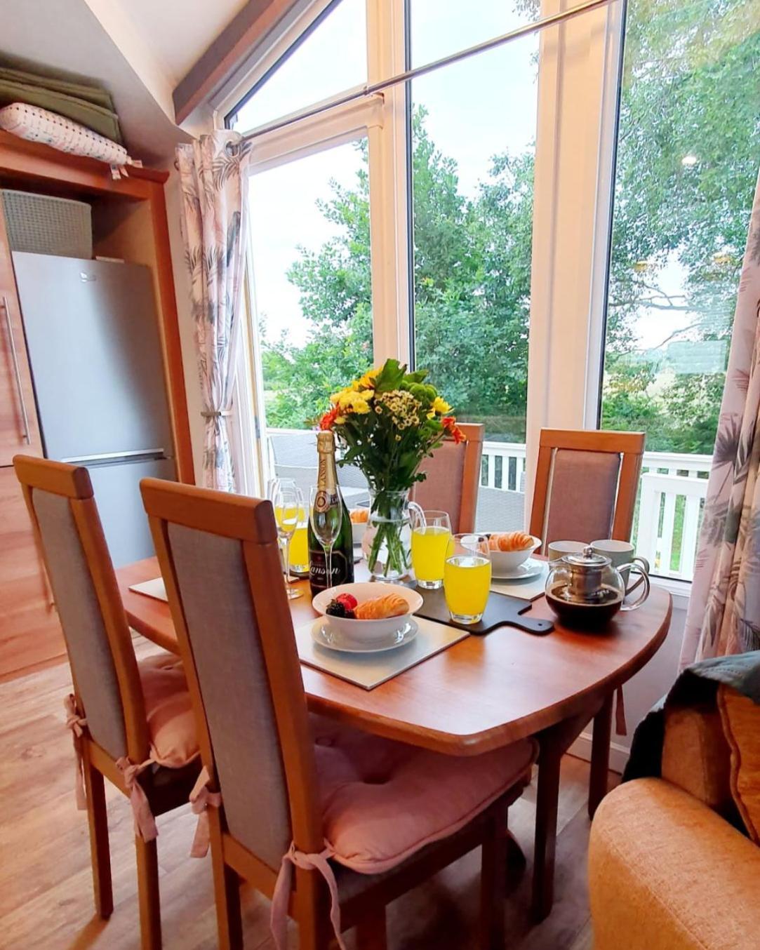 Mallard'S Retreat Holiday Home At Port Carlisle Near Bowness On Solway Exterior photo